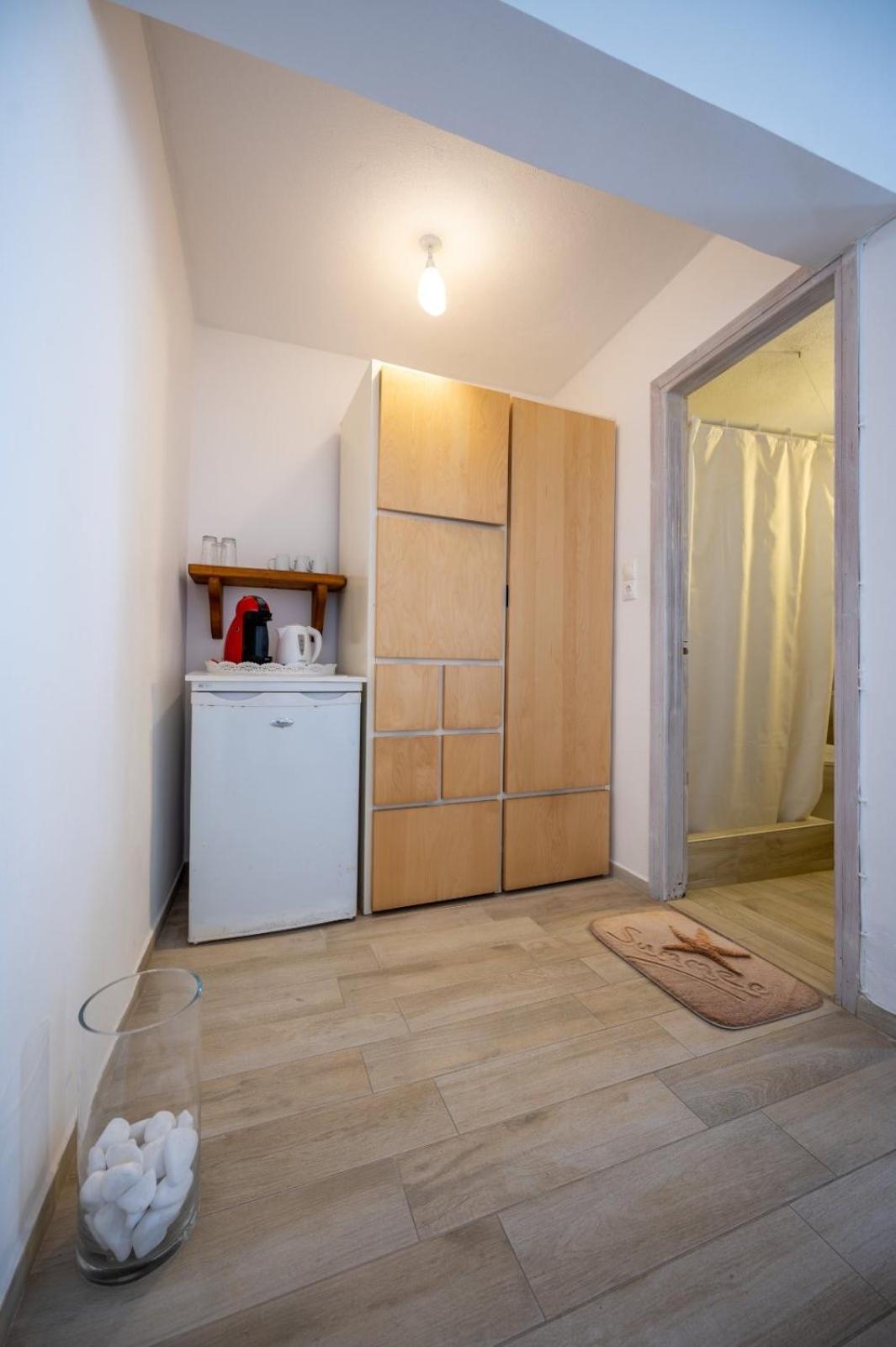 Twins-Trisa Apartments Ornos  Eksteriør billede